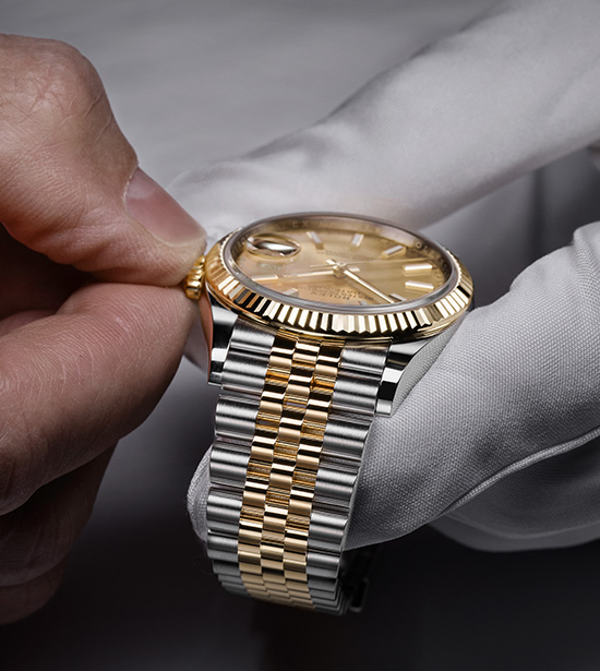 ROLEX SAATİNİZİN SERVİSİ